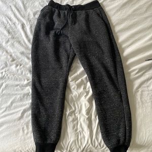 Black medium comfy joggers